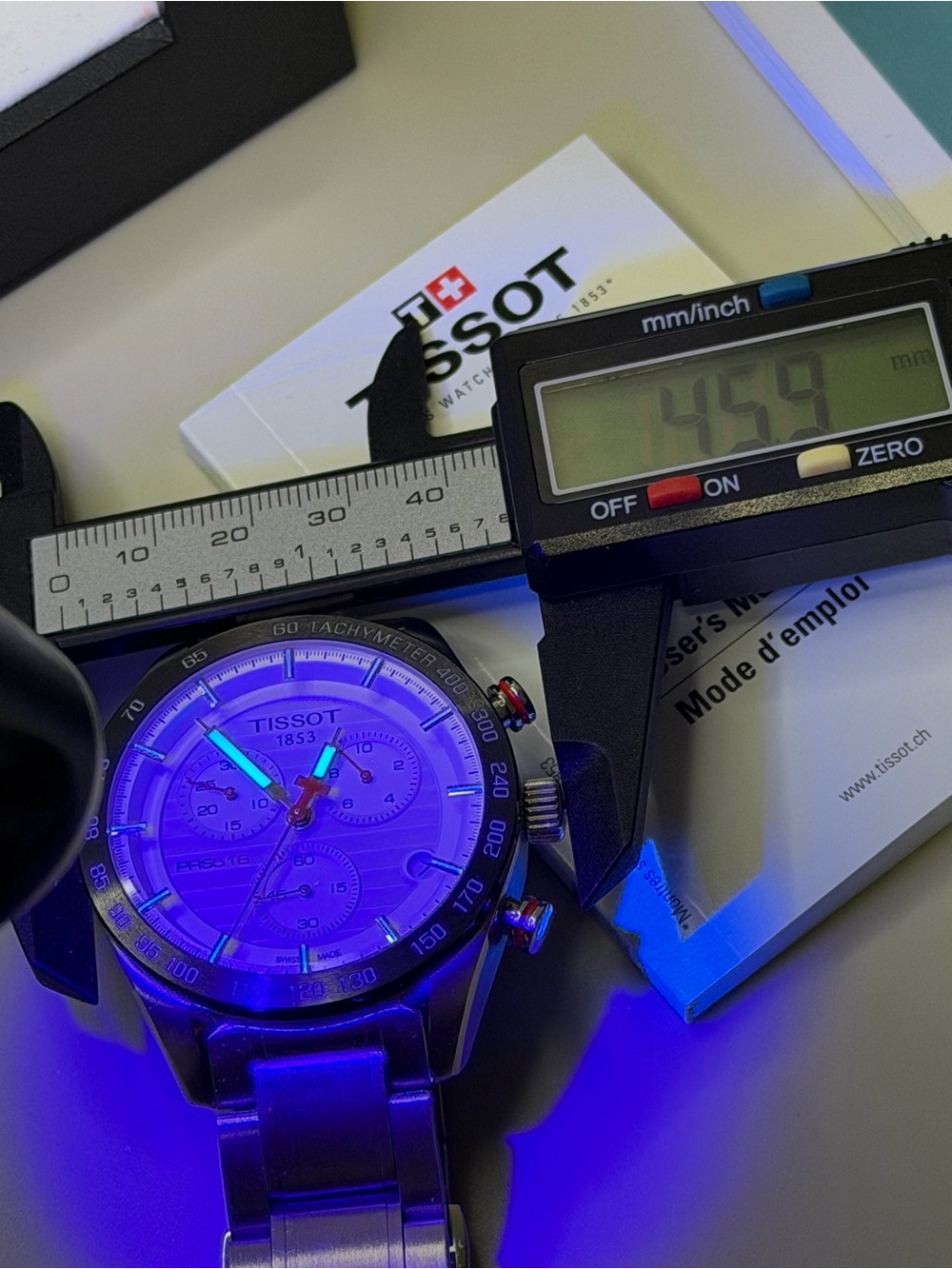 ((SOLD)) Tissot T-Sport PRS516 T100417A Chronograph Date White Dial 42mm Watch - Picture 15 of 15